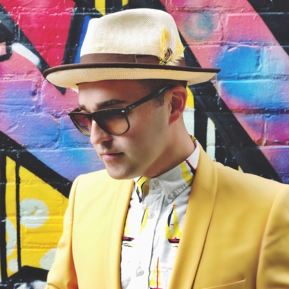 Meet your Posher, Josh - Picture 2 of 4